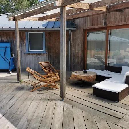8 Personnes Villa